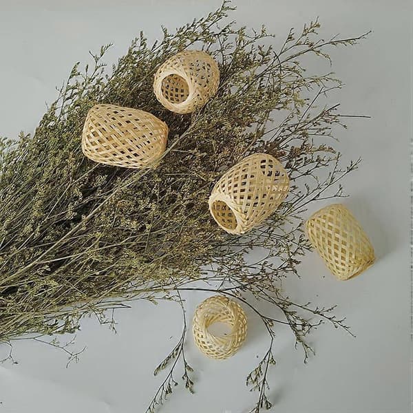 Bambusta punottu pieni koristelyhty, beige (Peng)