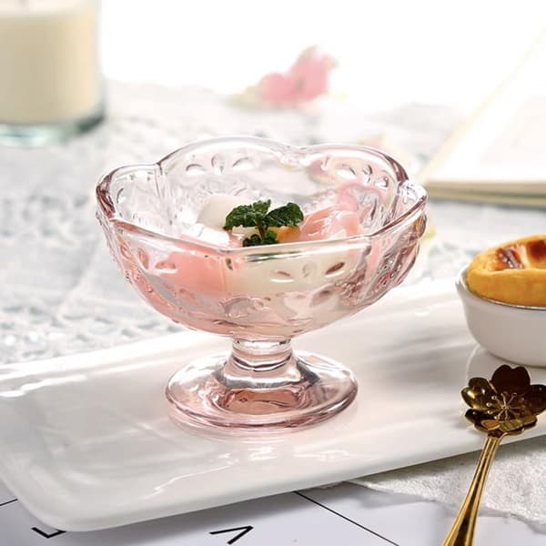 Sæt med 2 lyserøde glasdessertskåle med hjertemønster, is- og buddingkopper på fod, genanvendelige til romantisk middag, børnefest