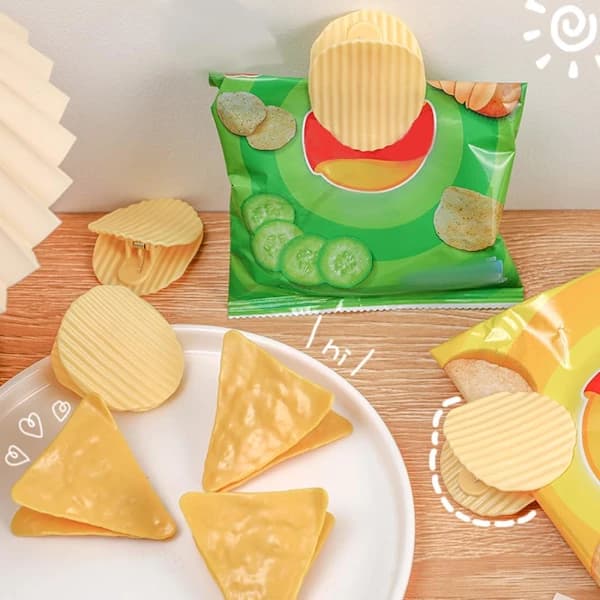 10-pakning chipsposeklemmer, chipsformede plastforseglingsklemmer for kjøkkenoppbevaring av snacks, gul