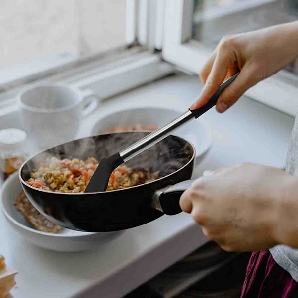 Silikonspatel, Non-Stick Spatel med Slits, Köksredskap i Silikon, Hög Värmebeständighet, BPA-fria, Perfekta för Matlagning