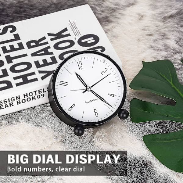 Silent Analog Alarm Clock with Battery Operation, Night Light and Alarm