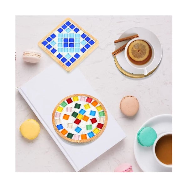 4 Set DIY Glasmosaikunderläggplattor för hantverk Blandade färger Mosaikkit med träunderlägg för reklam