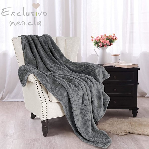 Flannel Tæppe, 127x178 CM Blødt Sofatæppe, Vaffel Fleece Tæppe til Sofa, Mørkegråt Tæppe