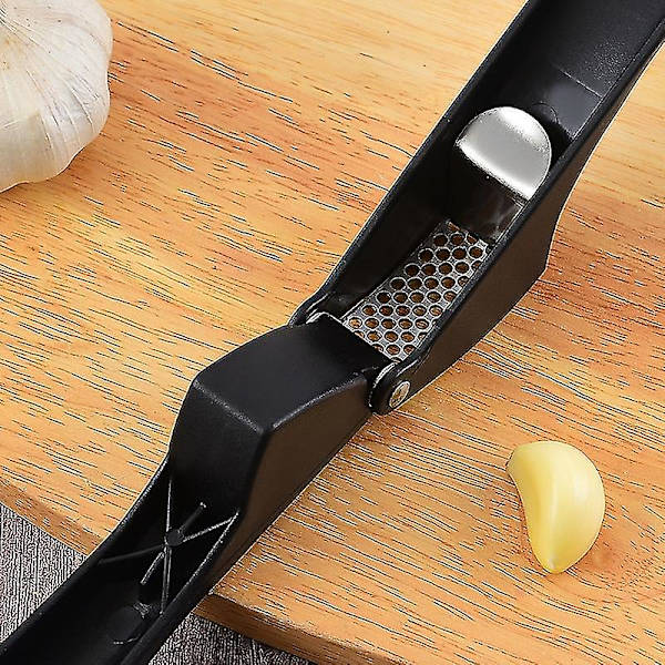 Hvitløkspresse-sett - Premium hvitløkspresse - Ergonomisk håndtak for enkel pressing - Enkel rengjøring med sklisikre håndtak og svært holdbar silikonslange-skreller