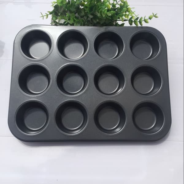 12-kops muffinform standard bageplade til muffins, cupcakes og brownies sølv