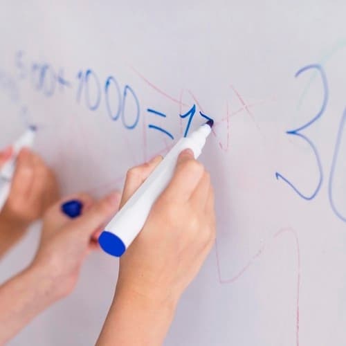 Whiteboard med tillbehör / Whiteboard - 60x90cm Vit white