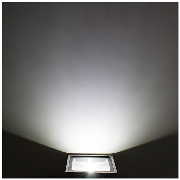 Lämmin valkoinen LED-valonheitin, jossa on LED-valaistus ja PIR-liiketunnistin (1