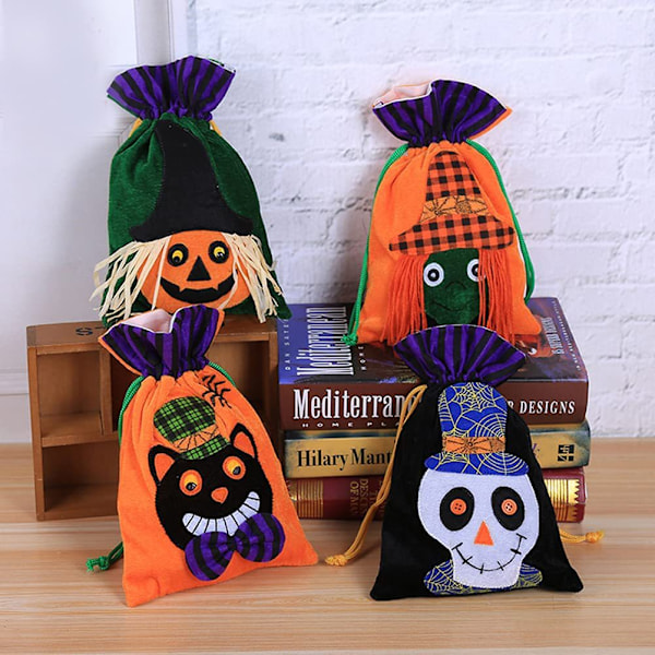 4 stk. Halloween Trækposeposer, Bulk i 4 Søde Monster Designs, Halloween Party Favors Forbrugsvarer