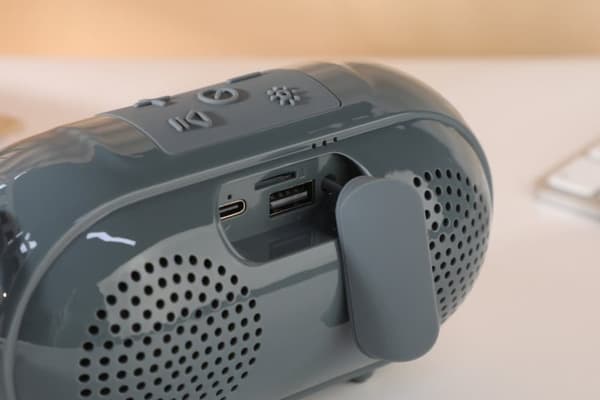 Bluetooth-kaiutin - Langaton audio-subwoofer - Värikäs tunnelmavalaistus