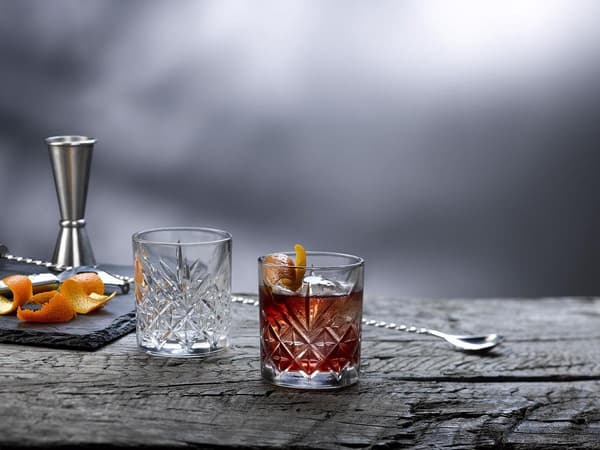 Pasabahce Timeless Whiskeyglas set om 12, 21 cl kristallslipade Old Fashioned-glas, diskmaskinssäkra dricksglas för cocktail, bar och hem