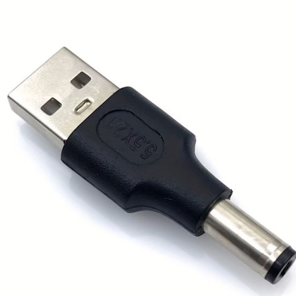 5 stk. USB til 5.5*2.1mm strømadaptere, USB 2.0 han til 5.5*2.1mm han adaptere.