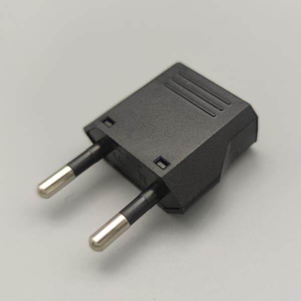 Reseadapter USA till EU 3-pack
