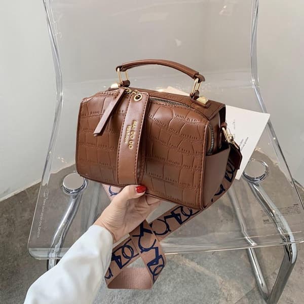 2025 Texturerad Kaffe Square Crossbody Väska för Kvinnor Coffee