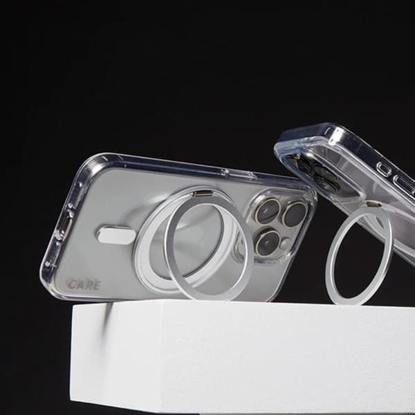 【03】CARE By PanzerGlass Mobilskal för iPhone 16 Pro Max MagSafe Kickstand - Silv Transparent Termoplastisk polyuretan (TPU)