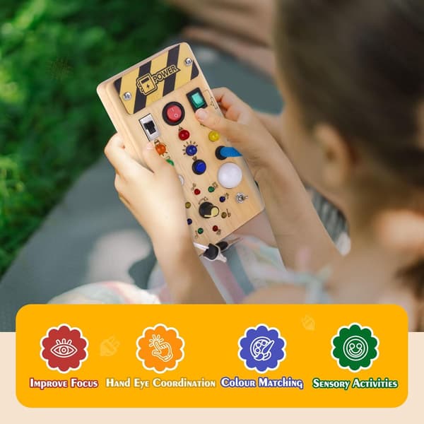 Montessori Busy Board 1-4 år Leksak Trä LED Motorik Sensorisk Aktivitetsbräda Barnpresent (A)