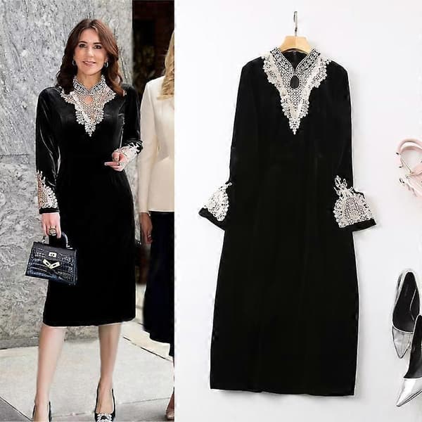 Den samme fashionable taljelange kjole som prinsessen m
