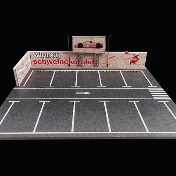 1/64 Parkeringsplads Display Case DIY Samleobjekter Diorama Bil Udstillingsmontre til Biler pink pig 30cmx30cm