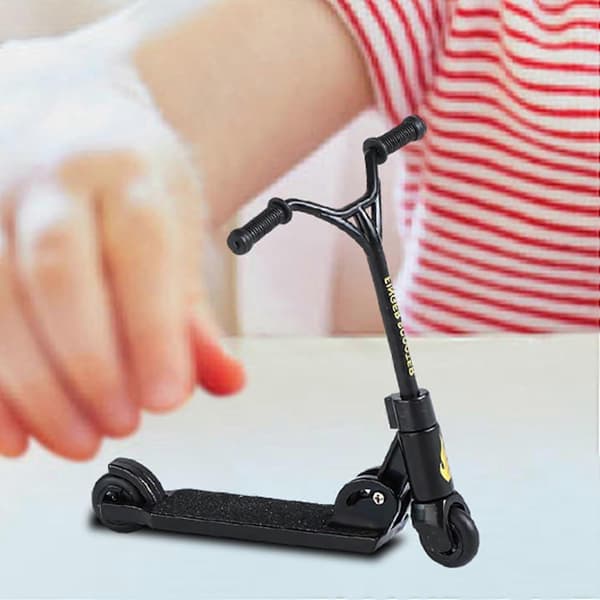 【03】Finger Roller Skating Finger Scooter Sæt, foldbare interaktive fingerboards kompatible med stunttricks, sjov fingersportstræning