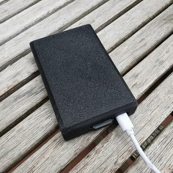 Lätt och bärbart skal för Miyoo Mini V4 som ger allsidig säkerhet under resor och förvaring, vit Valkoinen