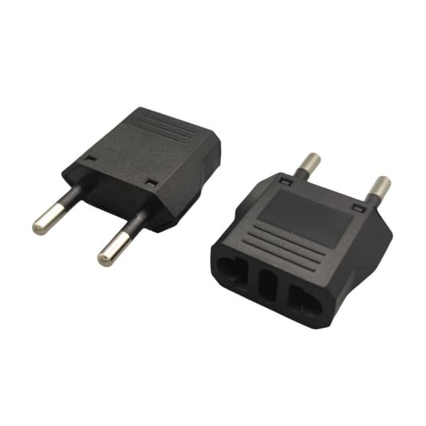 Matka-adapteri USA:sta EU:hun, 3 kpl