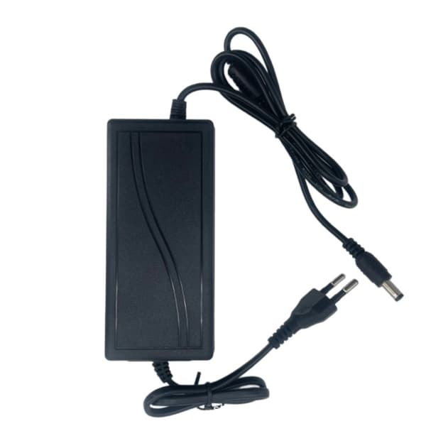【03】AC-adapteri Harman Onyx Studio 1 2 3 4 5 6 7 -kaiutinlaturille Virtalähde (EU)