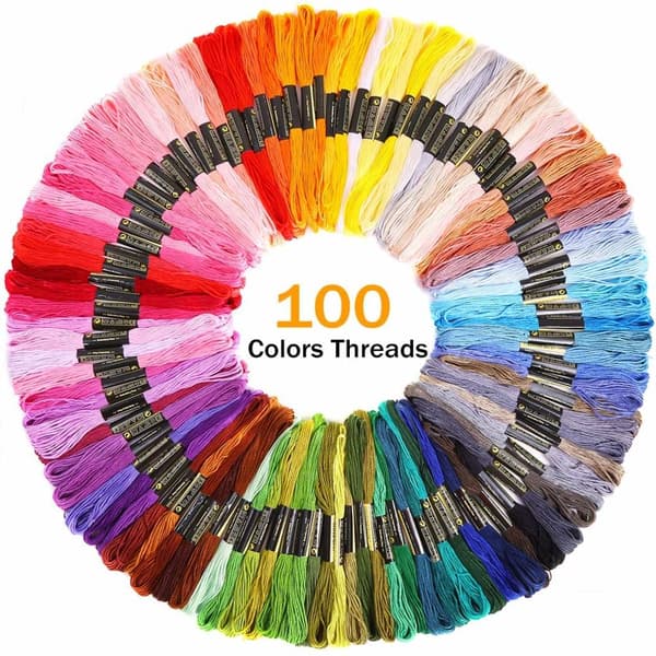 【03】154 delar broderi kit, 100 färgade trådar, 5 bambu broderirammar, korsstygn verktyg