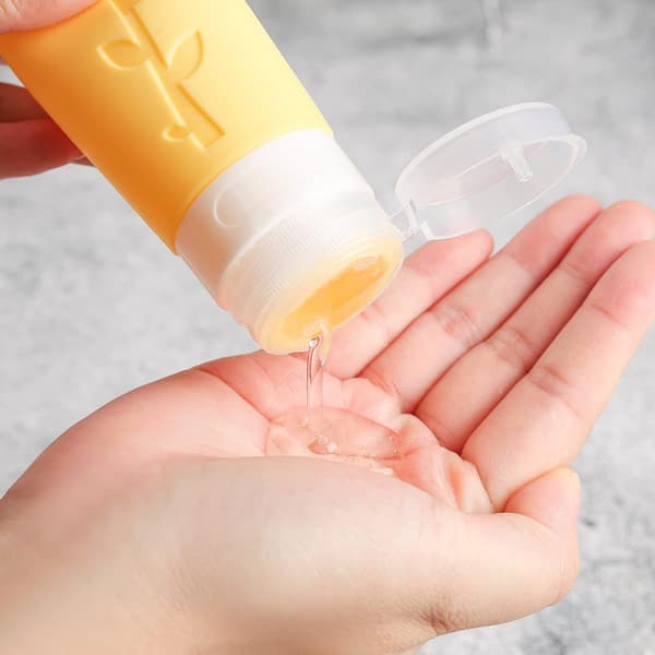 Reseflaskor med fodral - Reseset - Reseflaskor handbagage 90ML - 16-delars set - Reseflaskor i silikon