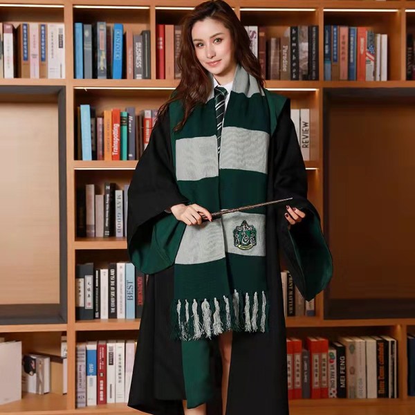 Harry Potter tørklæde med kvaster cosplay kjole - Slytherin