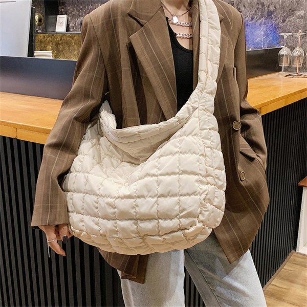 Høst og vinter Kvinners dunveske Farge Sjekkbag Stor kapasitet Messenger Bag