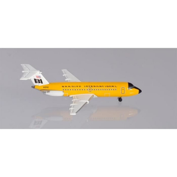Monterade miniatyrer - BAC 1-11-200 Braniff ockra 1/500 Herpa