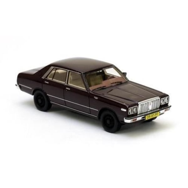 Monterade miniatyrer - Datsun 200L C230 metallic brun 1977 1/43 NEO