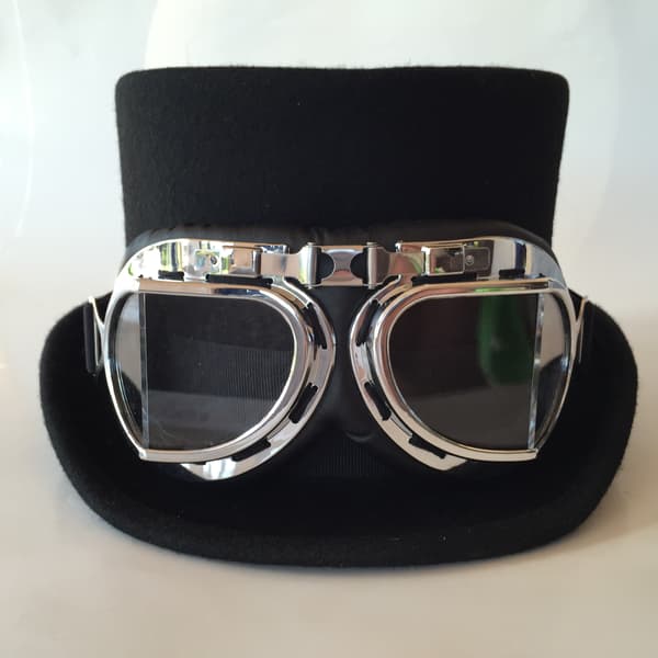 XXL/61 STEAMPUNK CYLINDERHATT MED GOGGLES