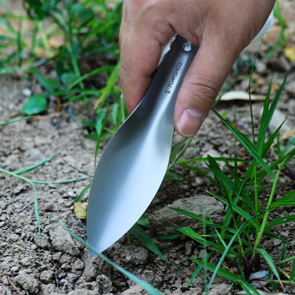 TOMSHOO Titanium håndskovl til havearbejde, camping, backpacking og udendørs aktiviteter