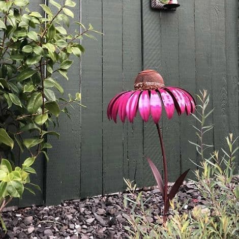 Blomsterformet fuglefoderbræt med stativ til udendørs have