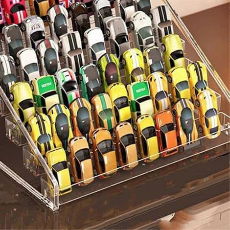 7-rums malingsopbevaringsboks med bakke. Holder til malingsflasker og tuber.