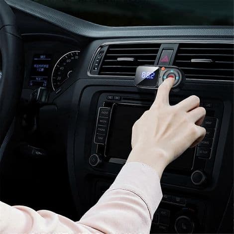 Trådløs Bluetooth 5.0 FM-sender for bil MP3-spiller. Håndfrisett