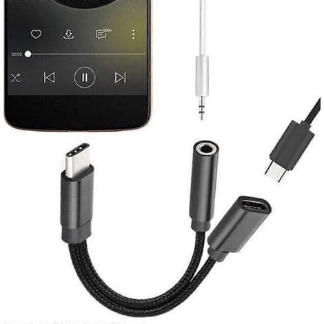USB-C til USB-C digital lydadapterkabel med 3,5 mm jackstik. Praktisk og kompatibel med de fleste enheder.