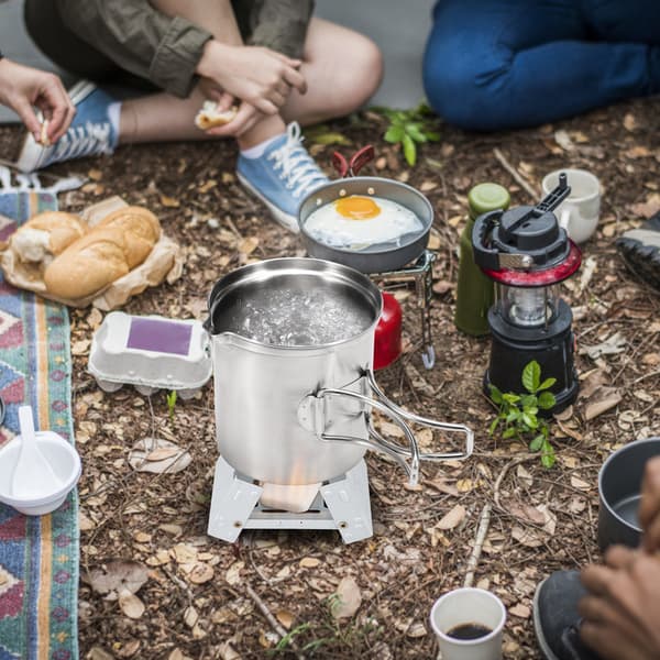 Bærbart spritkomfur med vindtæt design, sammenfoldeligt til camping og backpacking