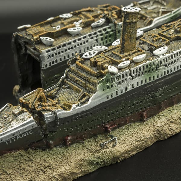 AKVARIEFISK TANK TITANISK BÅT FARTYG PRYDNAD
