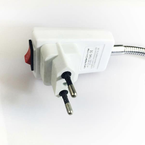 EU-plugg pæreholderomformer E27 plugg i lyssokkeladapter med av/på