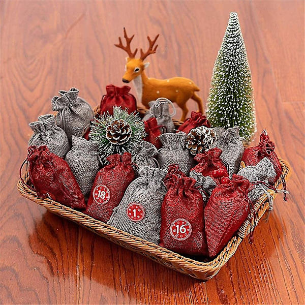 Julekalender DIY, julekalenderpose med klistremerker