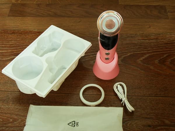 7 och 1 ansikts åldrande kosmetiska instrument för att stiga pink