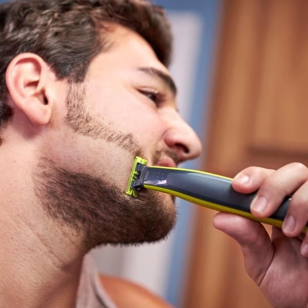 PHILIPS QP2520 / 30 OneBlade barberhøvel - 3 klippekammer med 3-dagers skjegg - oppladbar - 100% vanntett