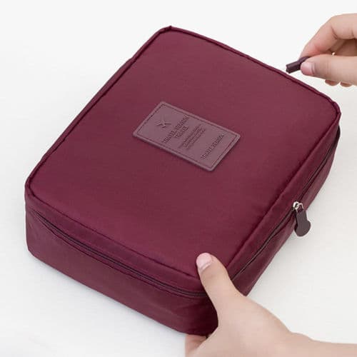 Makeup Opbevaringstaske Lynlås Firkantet Bærbar Rejseplan Tog wine red