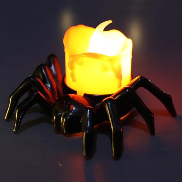 Halloween-kynttilälyhty hämähäkkikuviolla