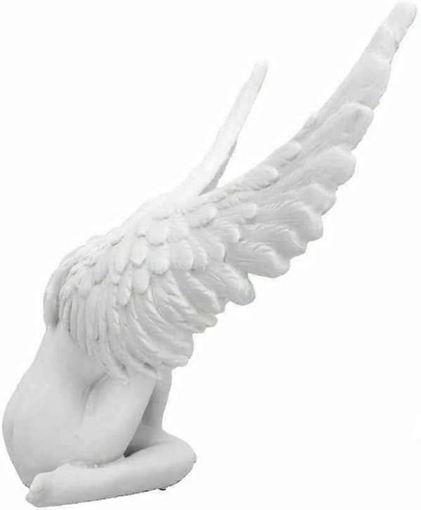 Religiøs harpiksstatuett i form av en engel til hagen