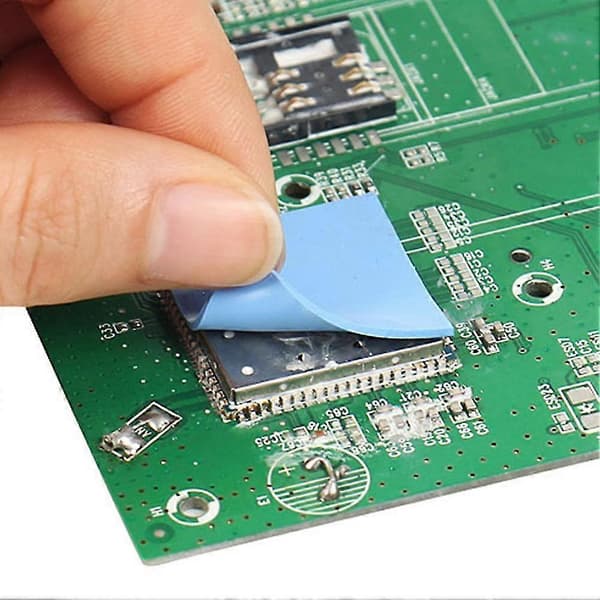 100 st 10x10x0,5 mm kylfläns silikon termiskt ledande dyna för GPU VGA IC