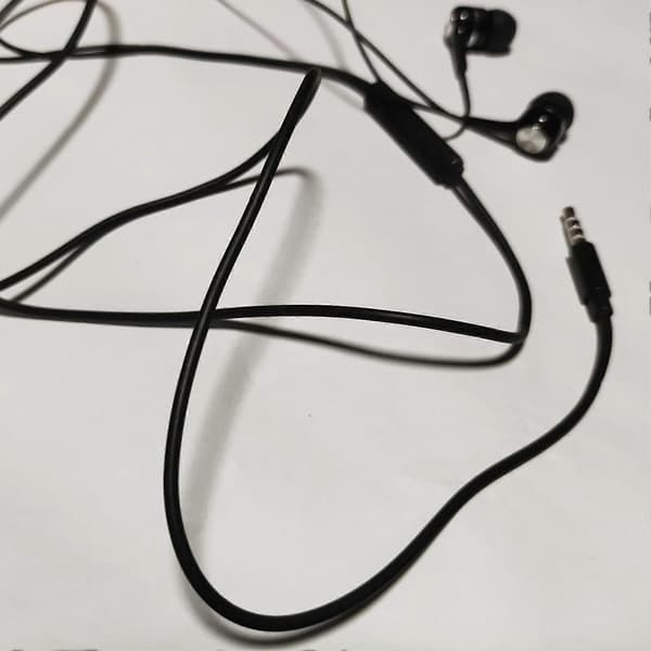 Trådbundna mikrofonhörlurar Tung bas In-ear Universell mobiltelefon Spelöronpropp