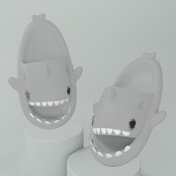 Shark Tofflor Halkfria dusch Badrumstofflor Mjuka sommarsandaler för flickor och pojkar New_h grey 40 41
