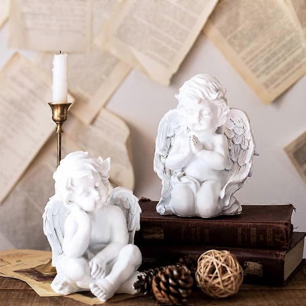 Kneler for å be Kirsebærstatue, Babyengelstatue i harpiks, Vingeengel